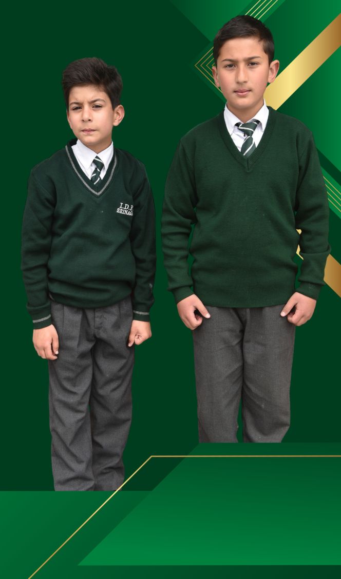 green and gold modern business id card (1)